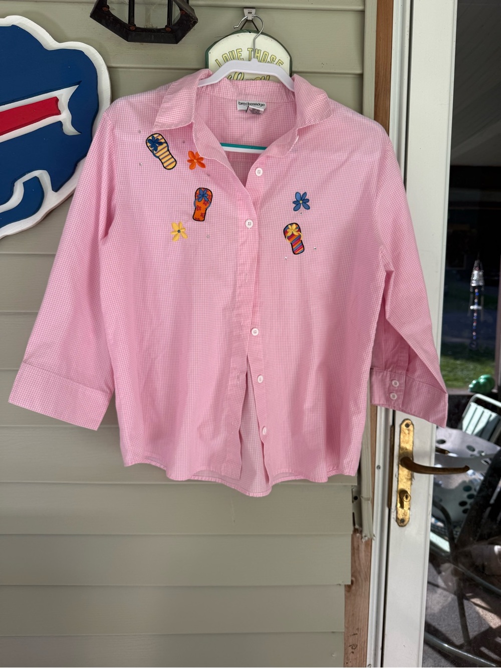 Vintage Pink Embroidered Flip-Flop Button-Up